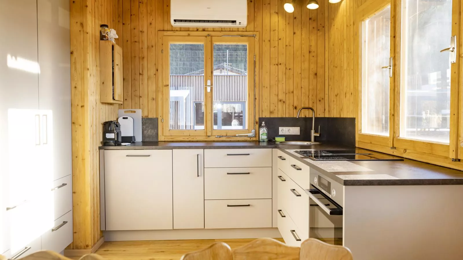 Blick ins Inntal-Kitchen
