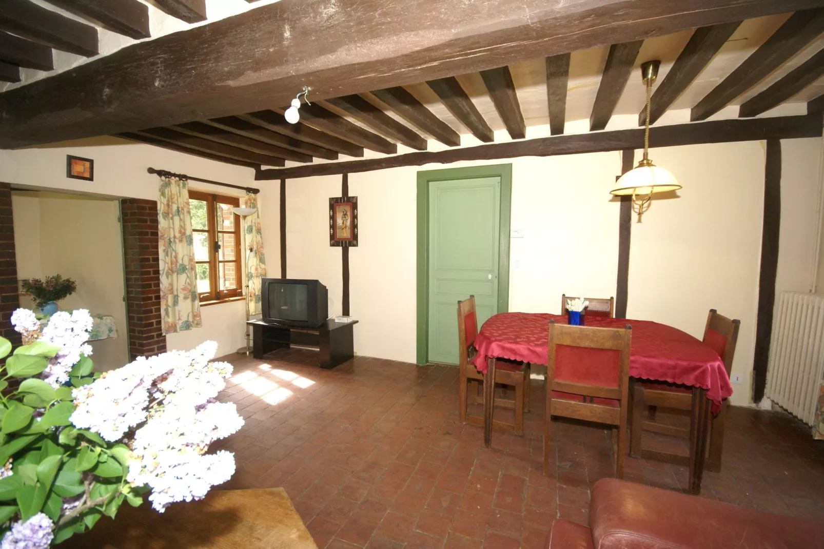 Maison de vacances  St Maurice sur Aveyron ferme-Living room