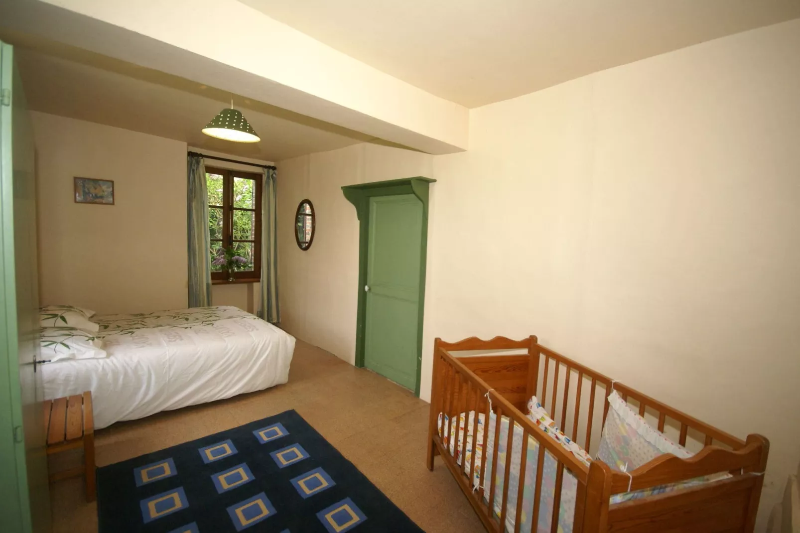 Maison de vacances  St Maurice sur Aveyron ferme-Bedroom