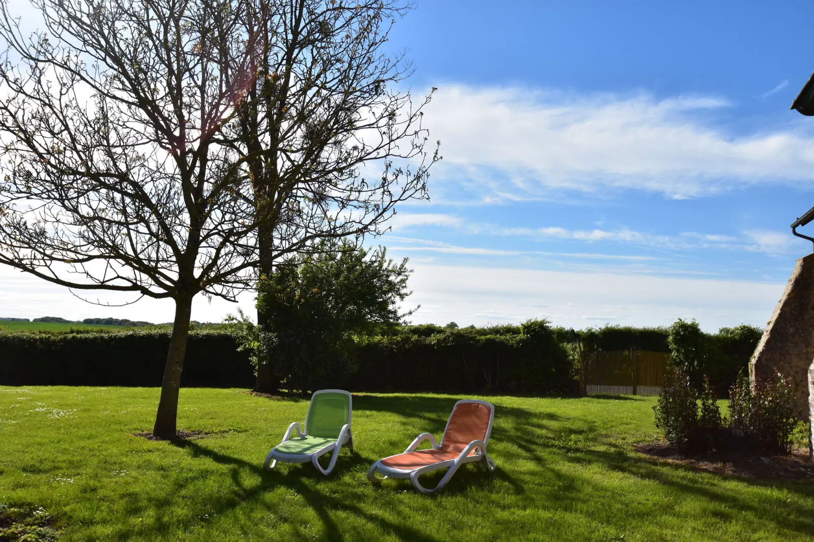 Maison de vacances  St Maurice sur Aveyron ferme-Gardens summer