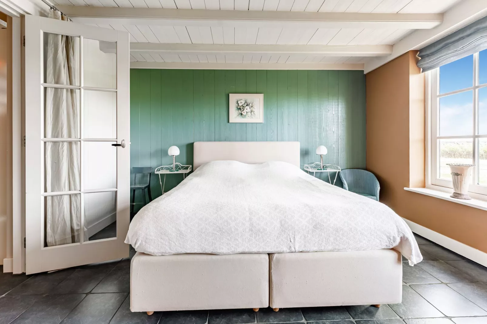 De Pauwenhof-Bedroom