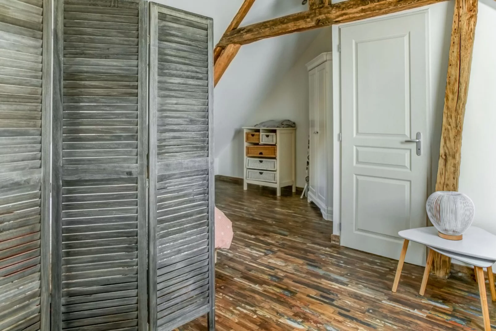 Cosy holiday home with garden-Bedroom