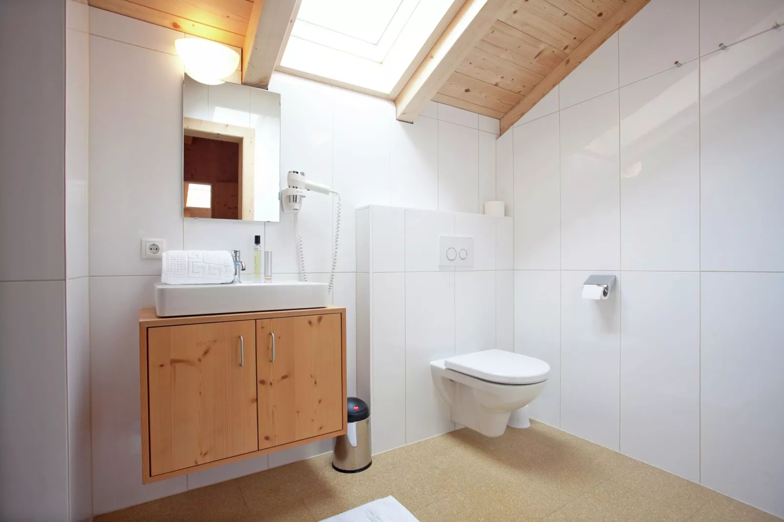 Waidachhaus - 16 Personen-Bathroom