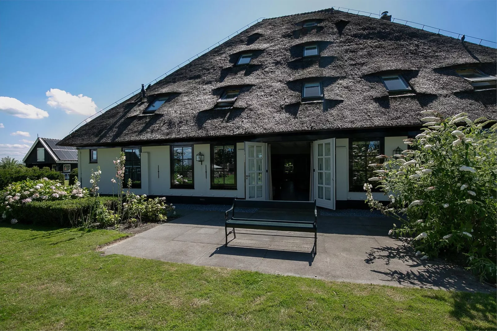 De Pauwenhof-Areas summer 1km