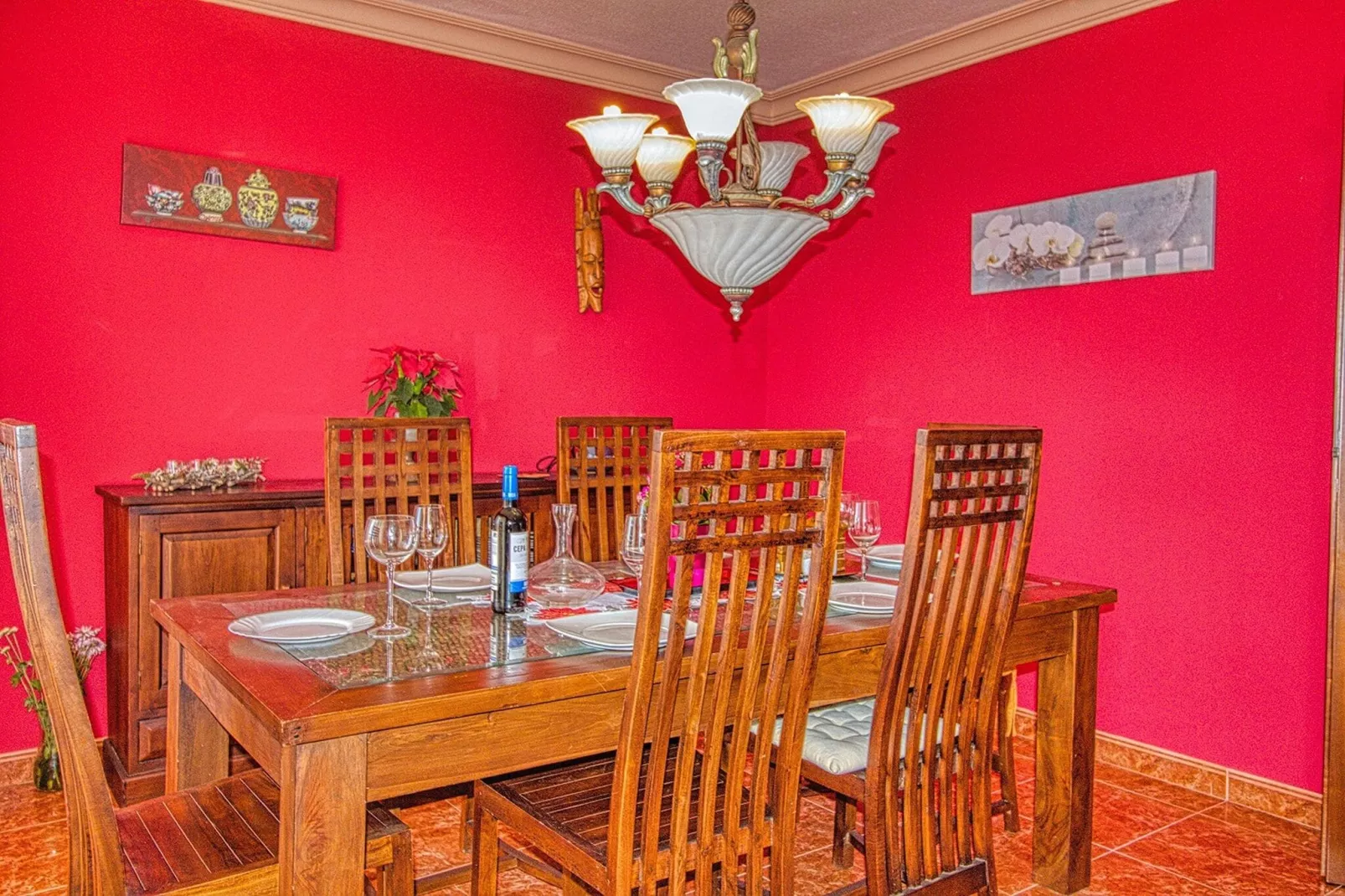 Radazul-Dining room