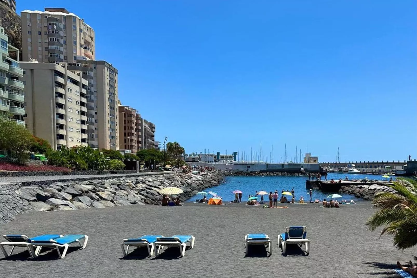 Radazul-Exterior summer