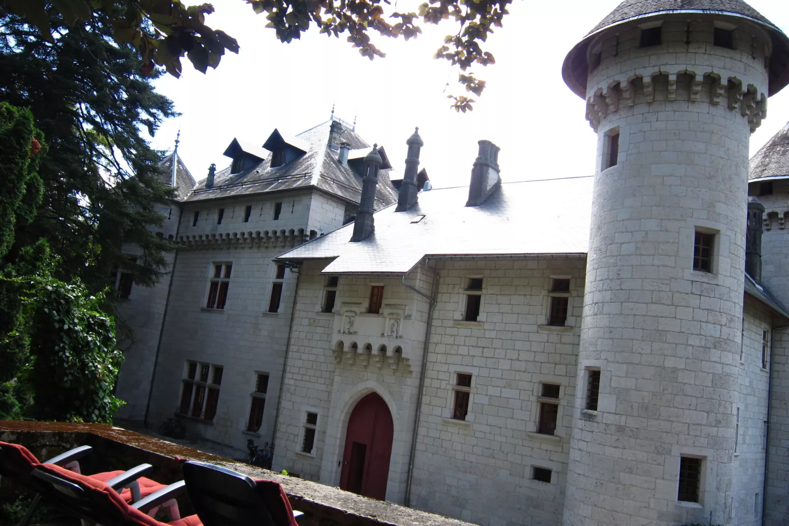 Le Chalet-Exterior summer
