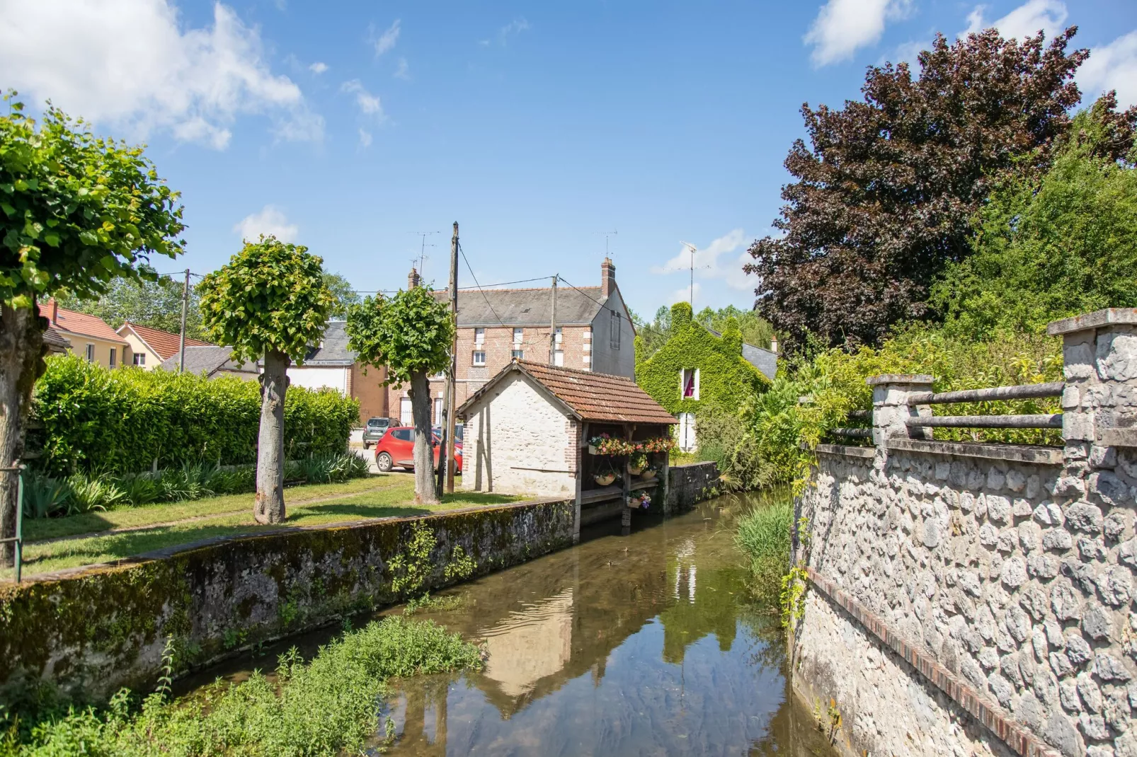 Cosy holiday home with garden-Areas summer 1km