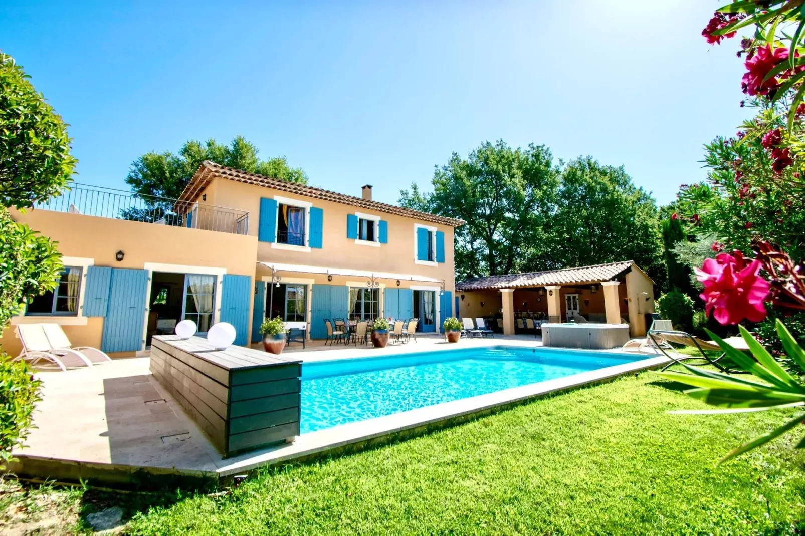 Villa Villars-Extérieur été