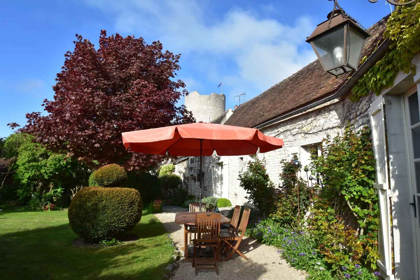 Les Remparts Fleuris-Terrace balcony