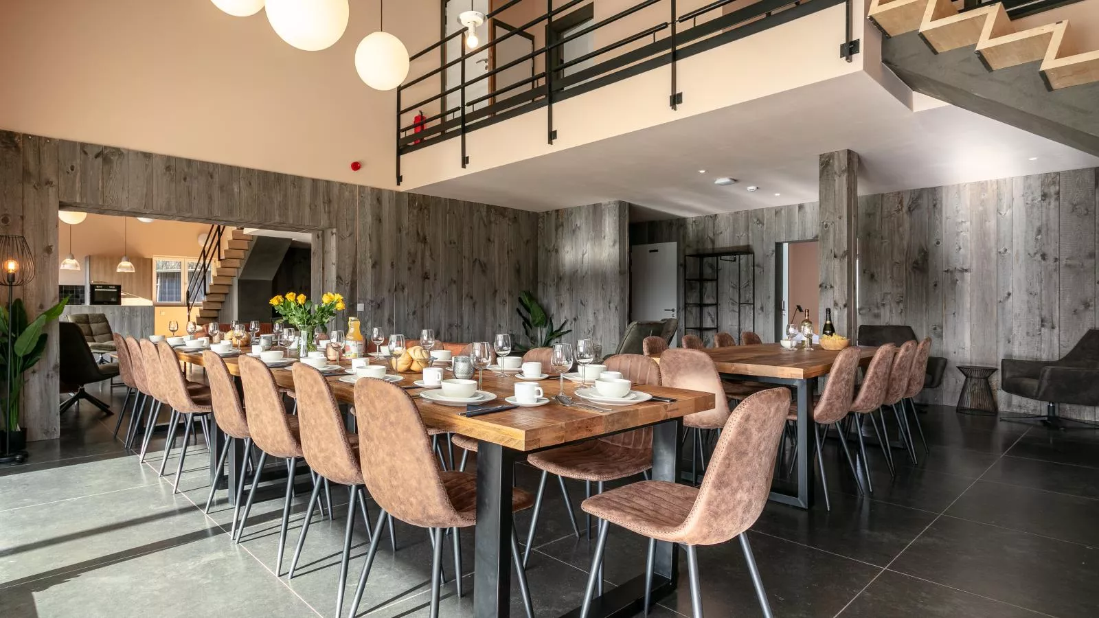 Ons Huis-Dining room