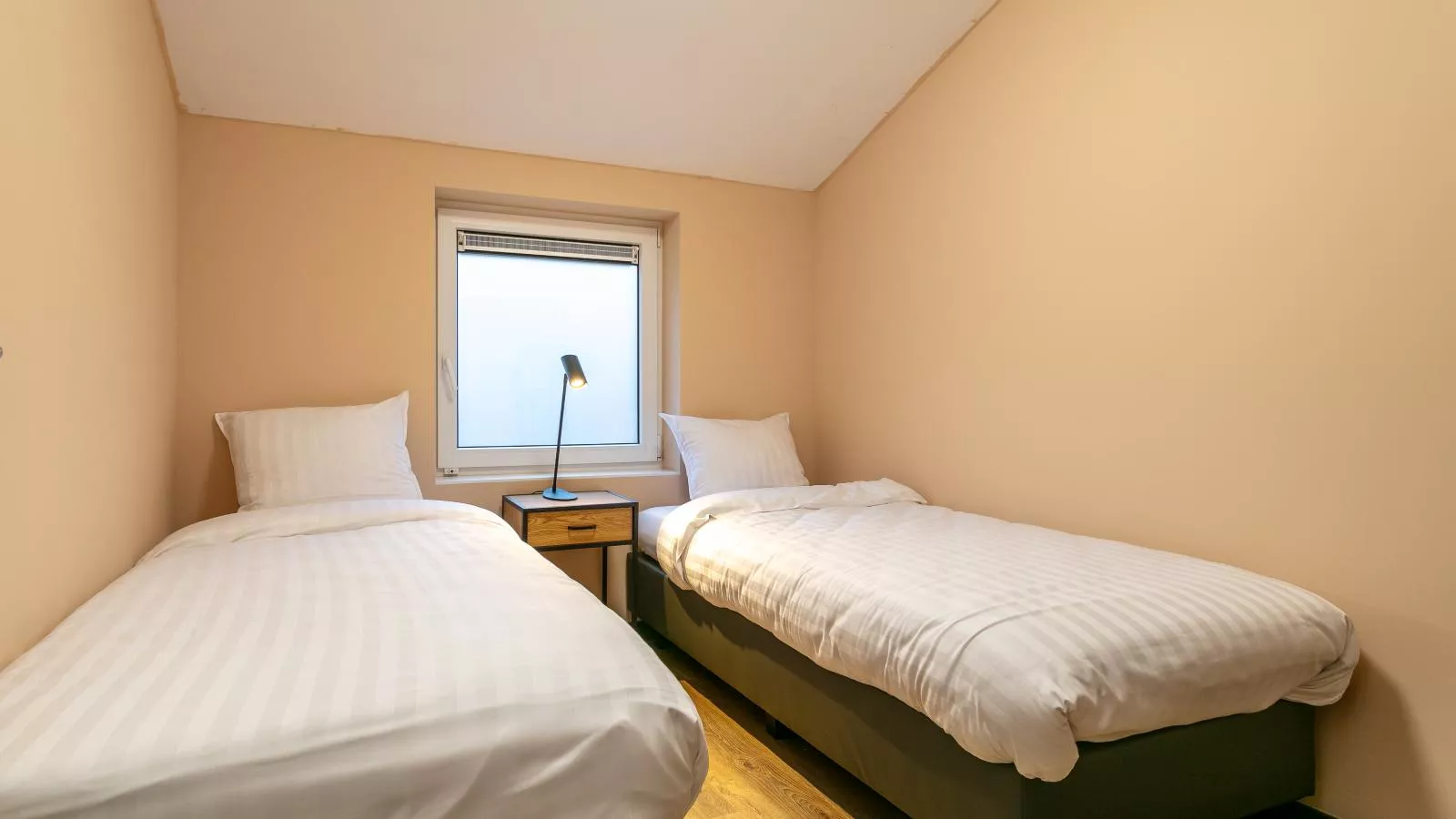 Ons Huis-Bedroom