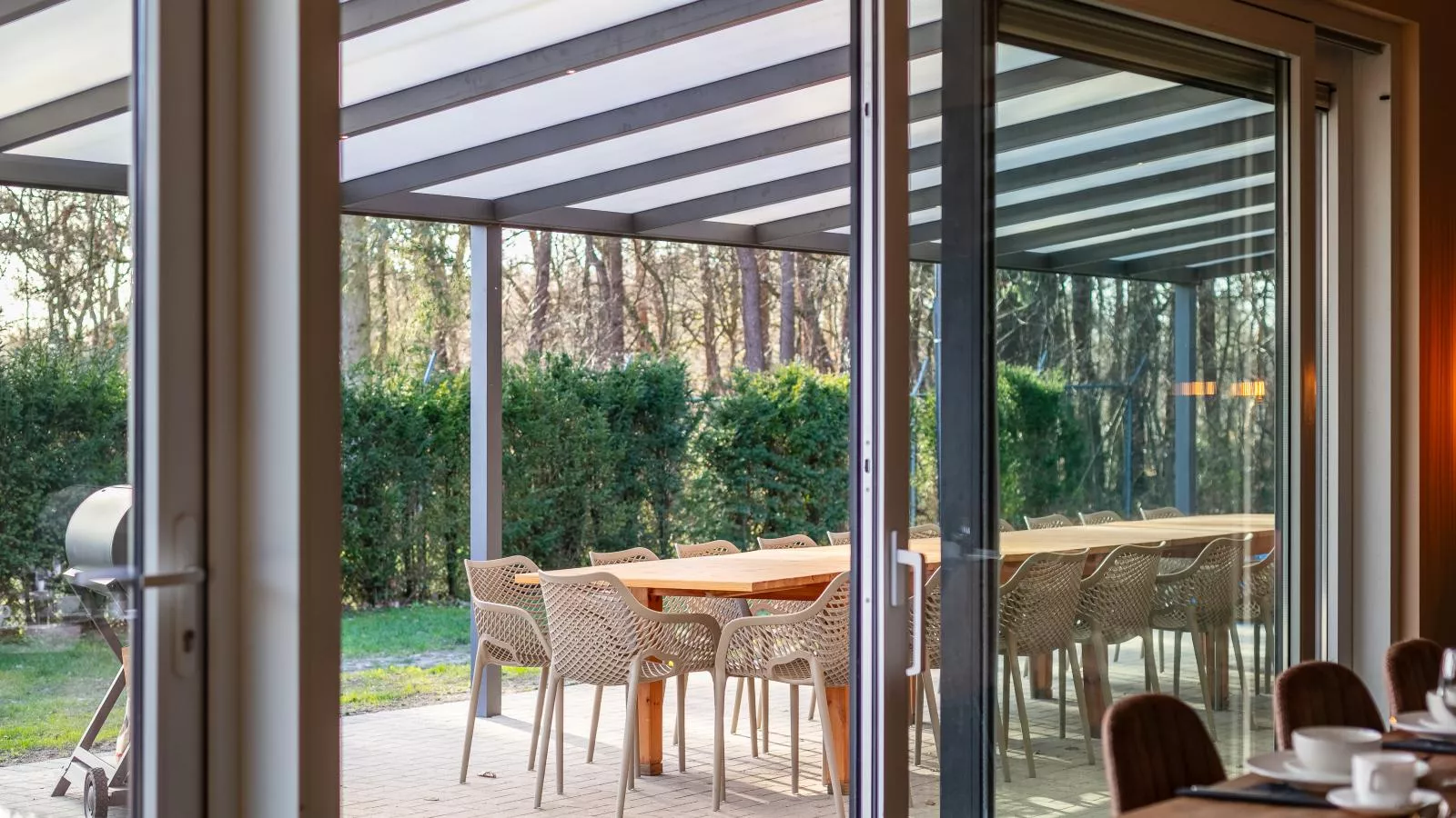 Ons Huis-Terrace balcony