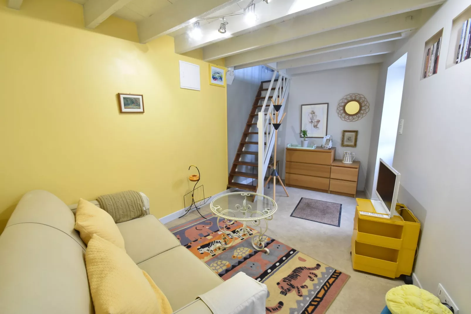 Les Remparts Fleuris-Living room