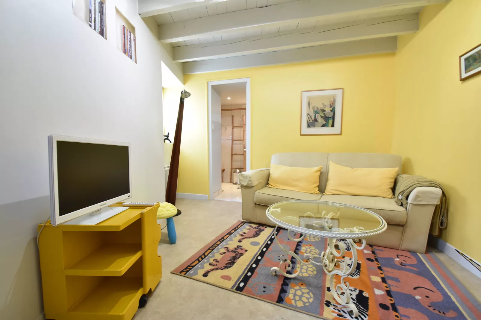 Les Remparts Fleuris-Living room