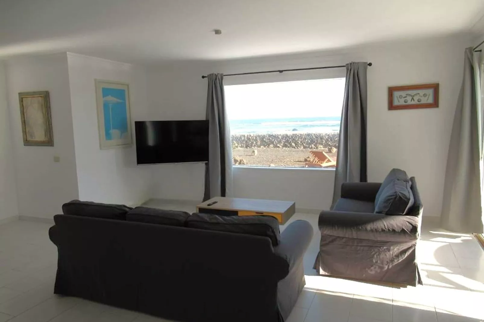 Villa La Casa del Mar-Living room