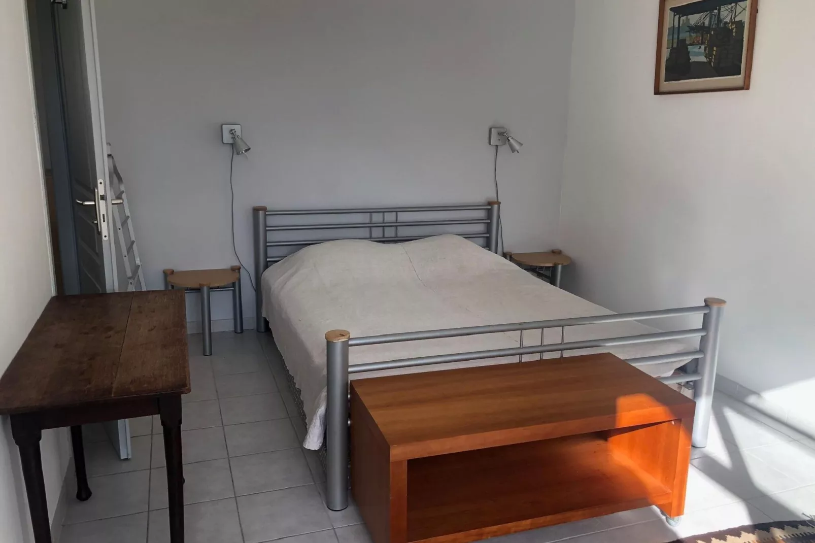 La Chouette de Minerve-Bedroom