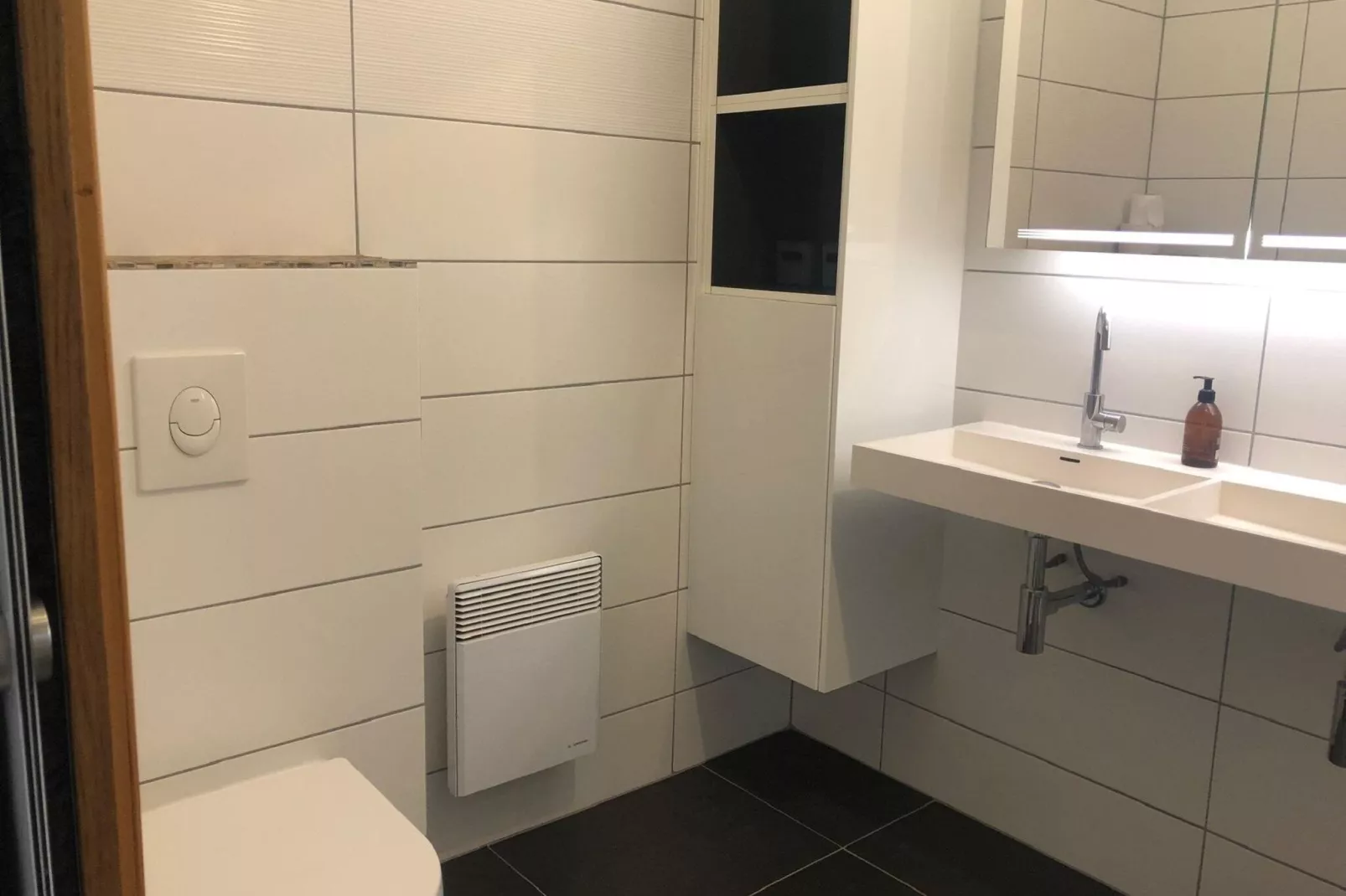 La Chouette de Minerve-Bathroom