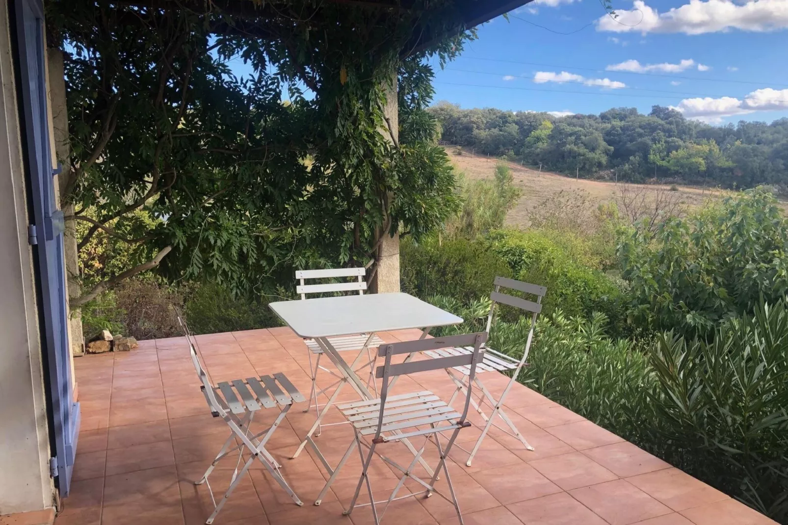La Chouette de Minerve-Terrace balcony