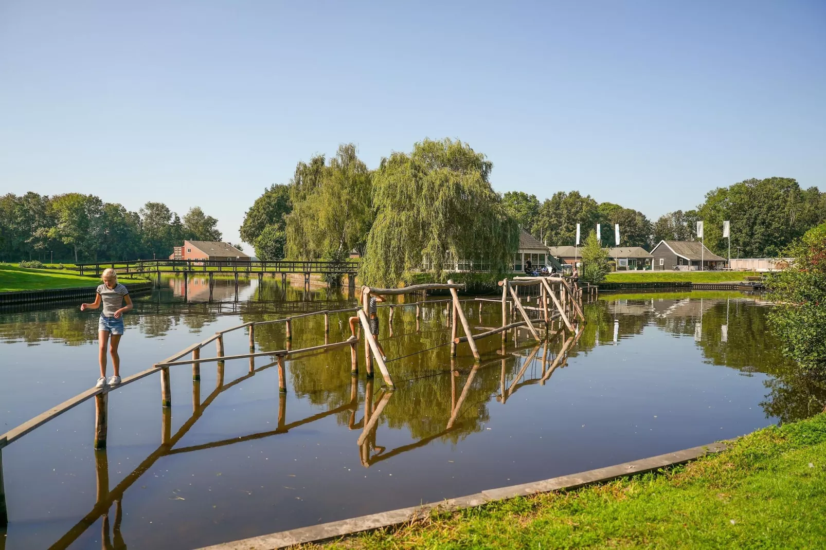 Hunzepark 2-Park facilities