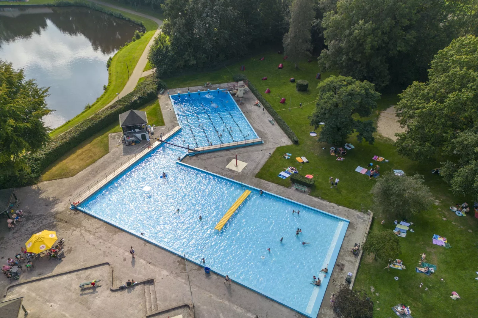 Hunzepark 2-Park facilities