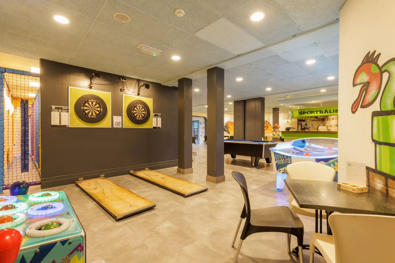 Vakantiepark Hunzedal 13-Parkeinrichtungen