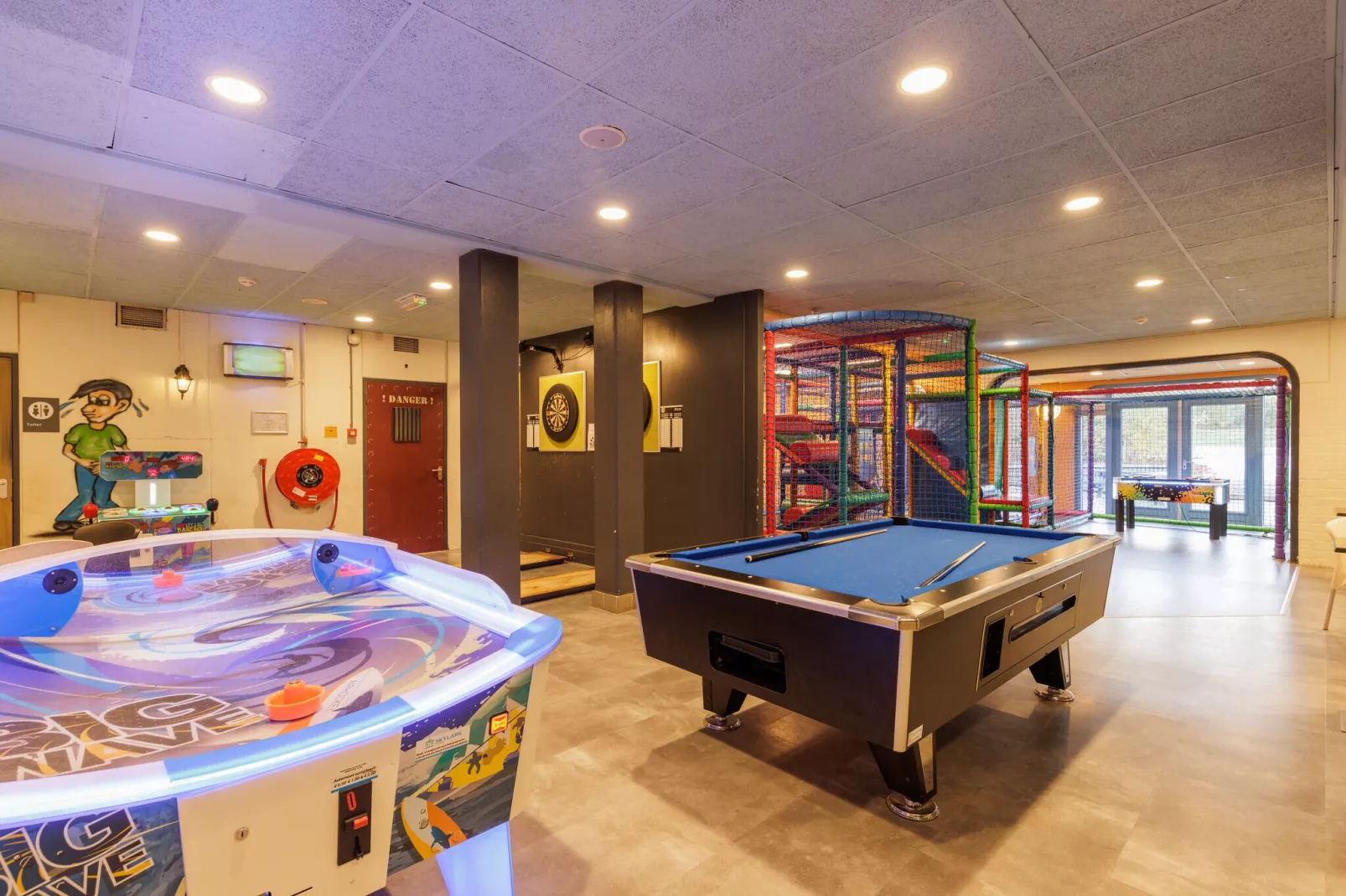Vakantiepark Hunzedal 13-Parkeinrichtungen