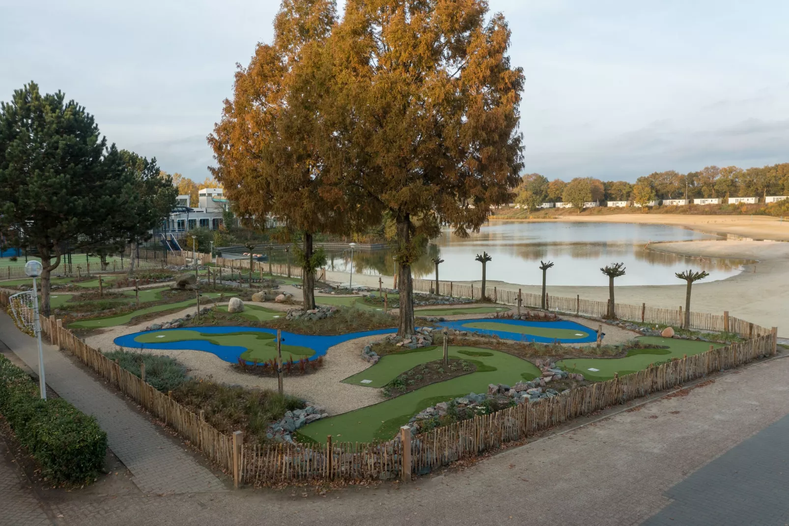 Vakantiepark Hunzedal 13-Parkeinrichtungen