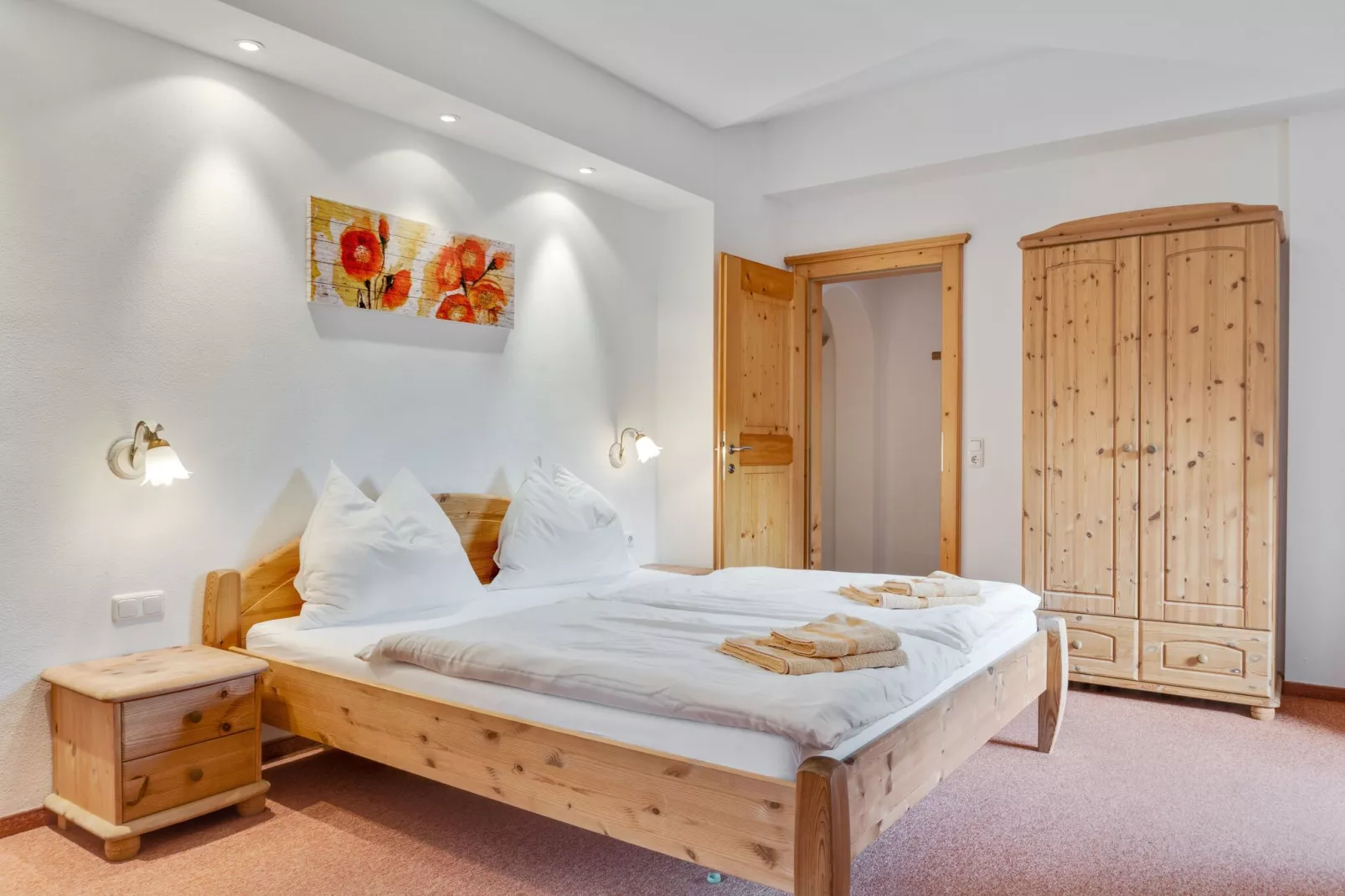 Brigitte-Bedroom