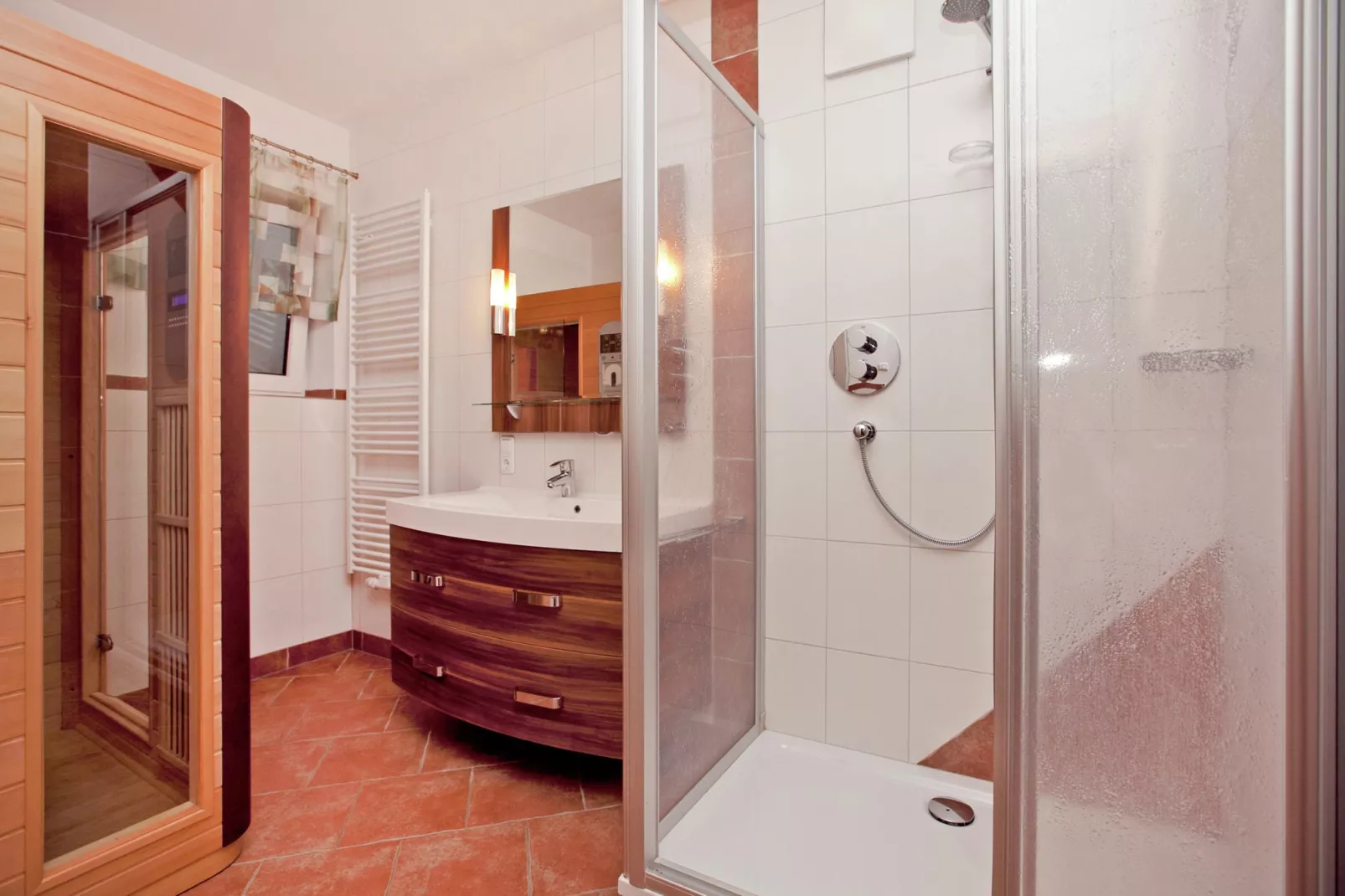Andrea-Bathroom