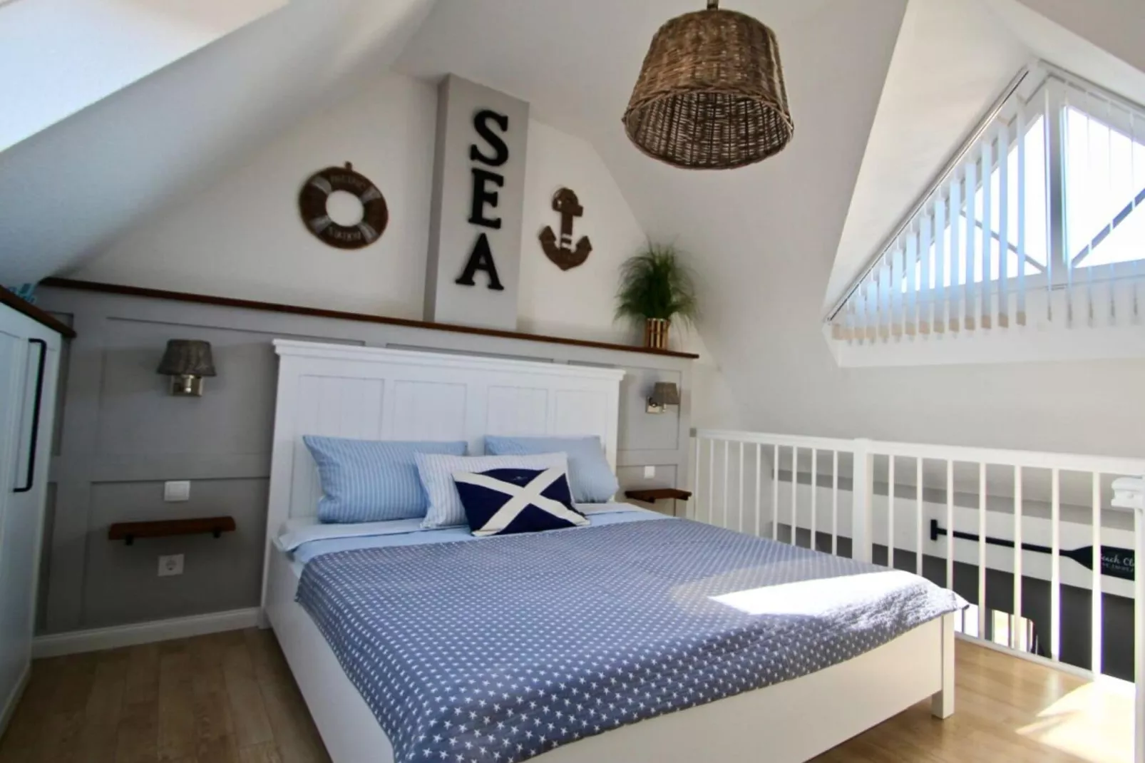 162695-Bedroom