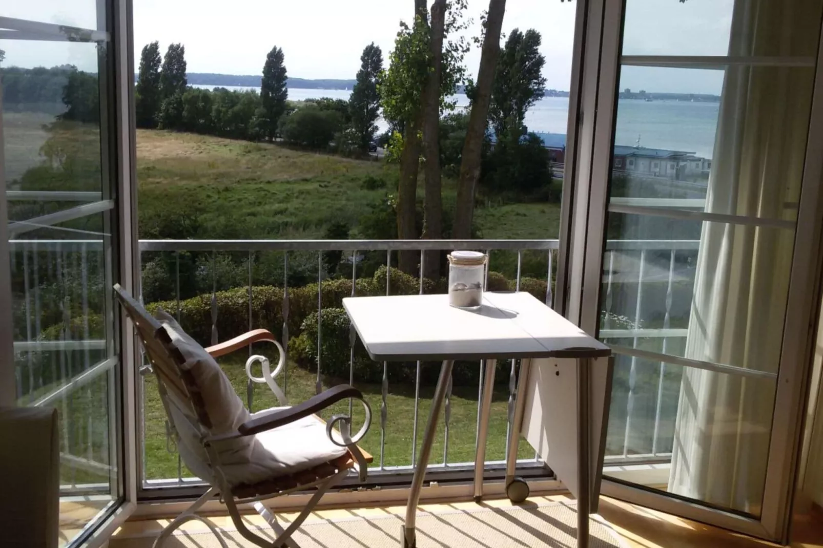 20202-Terrace balcony