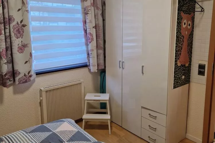 Untere Ferienwohnung-Bedroom