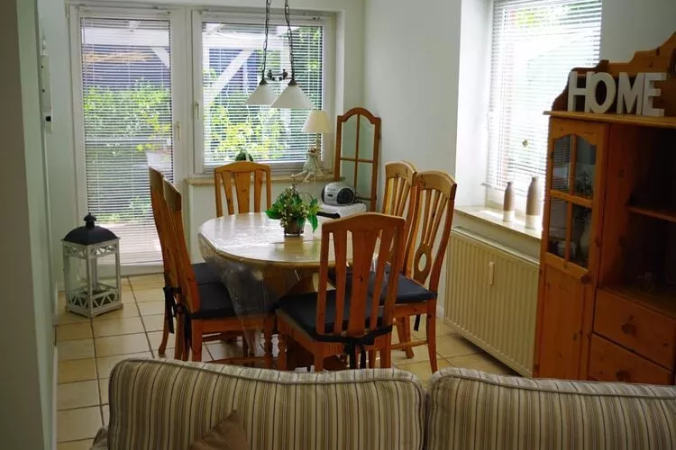 Niebüll-Ferienhaus Seebrise-Salle à manger