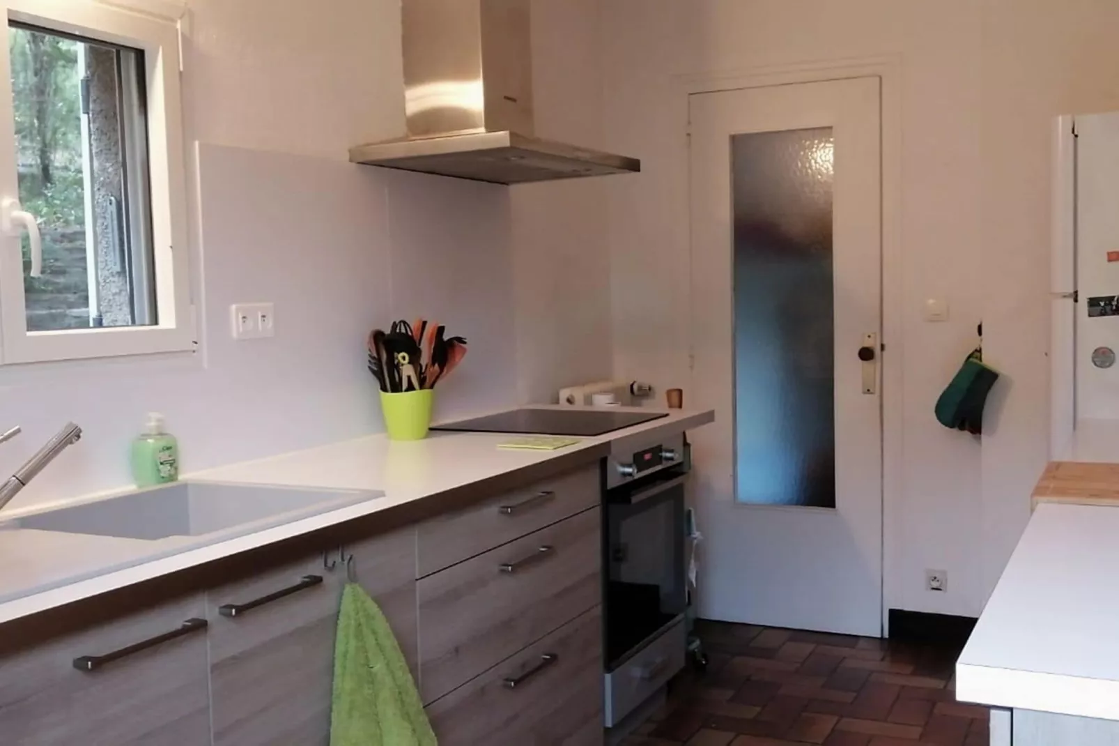 L'Oustal de Vieussan-Kitchen