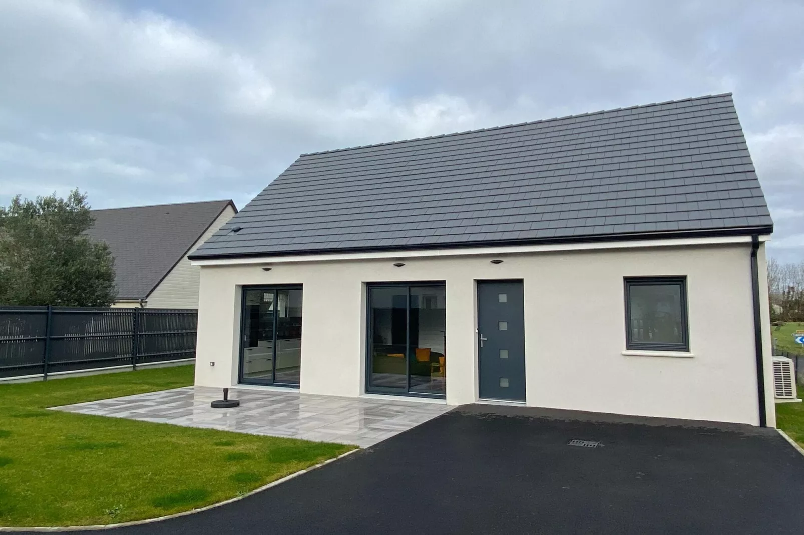 Holiday home in Gouville sur Mer-Exterior winter