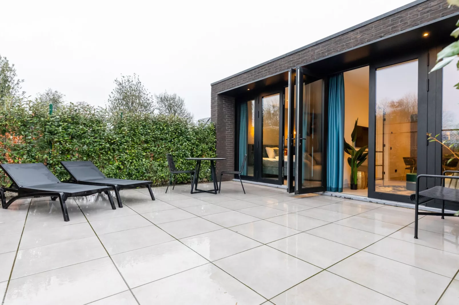Vakantiewoning ZEEBRIES-Exterior summer