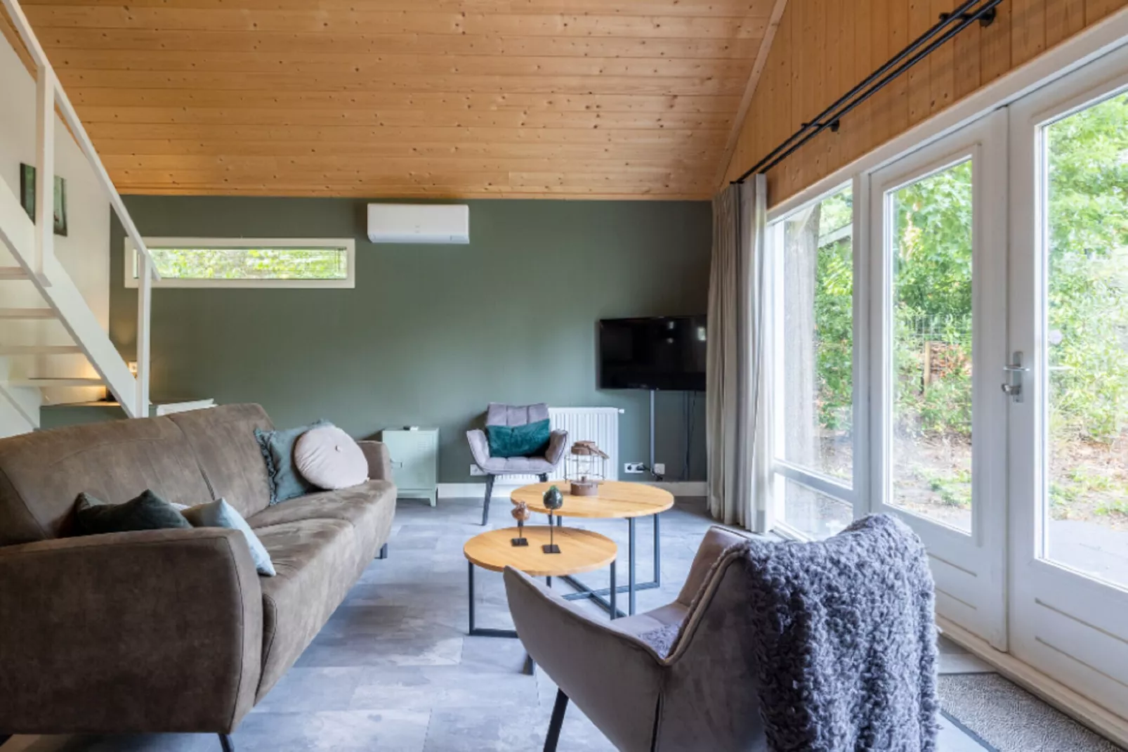Vakantiepark De Rimboe & De Woeste Hoogte 18-Living room
