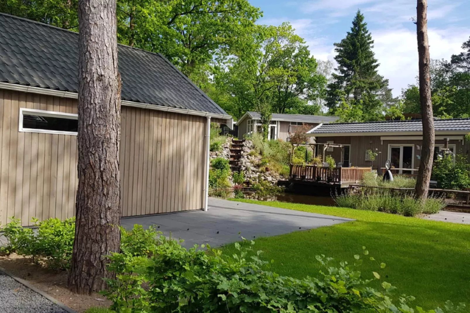 Vakantiepark De Rimboe & De Woeste Hoogte 18-Gardens summer