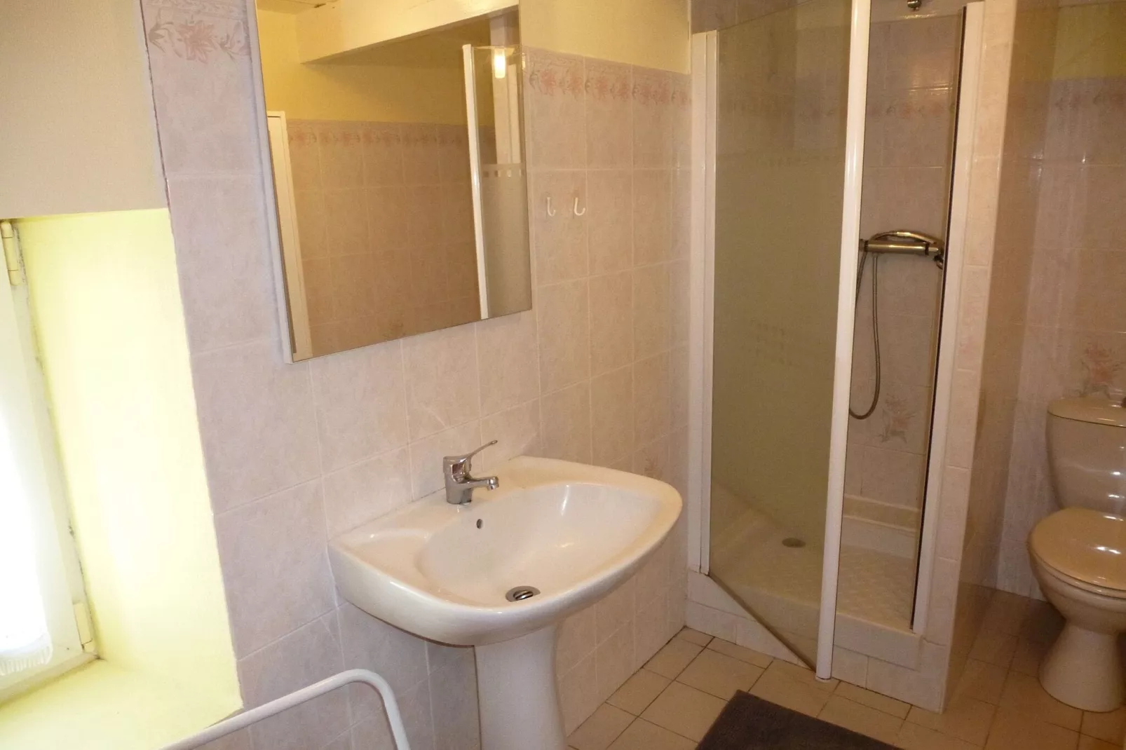 Doppelhaushälfte mit Meerblick Porspoder-Bathroom