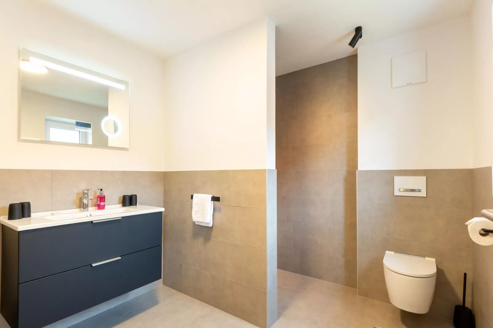 Apartment Gottfried-Bathroom