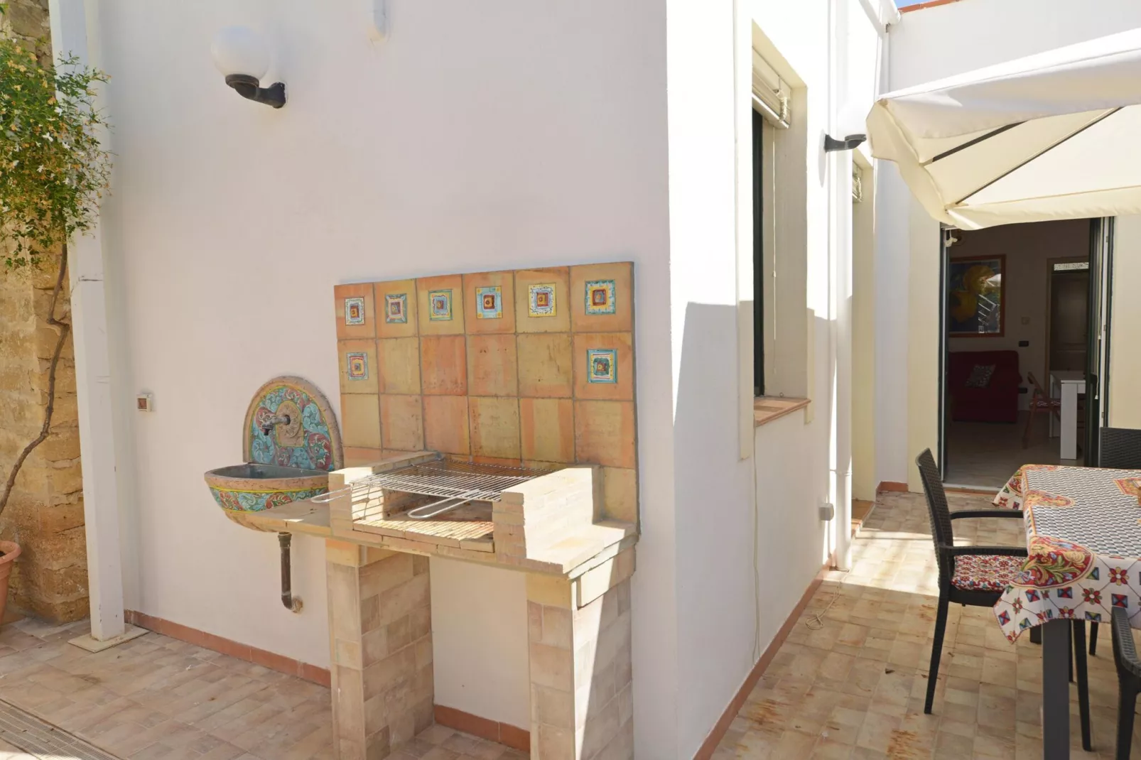 Casa Bianca Einzelhaus fuer 8 Personen  mit Privatpool-Jardin d'été