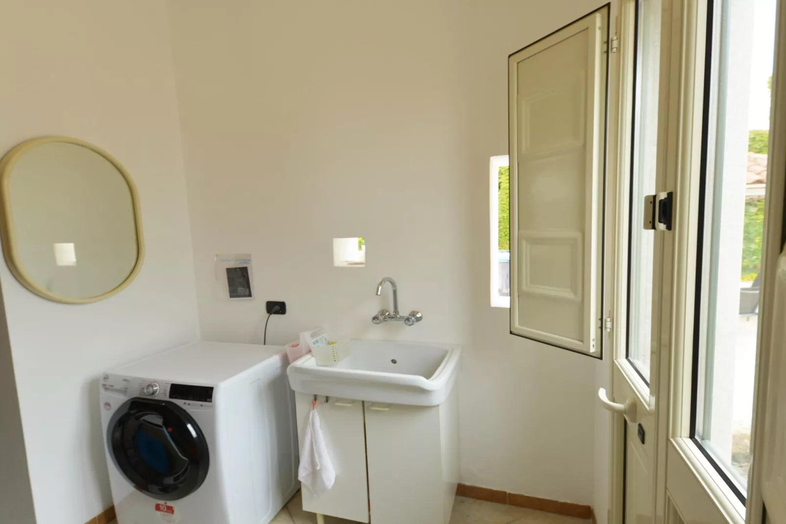 Casa Bianca Einzelhaus fuer 6 Pers mit Privatpool-Innen
