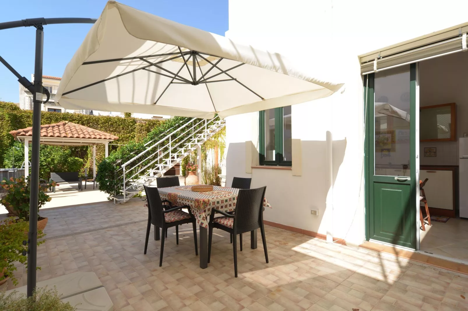 Casa Bianca Einzelhaus fuer 4 Pers mit Privatpool-Terrace balcony