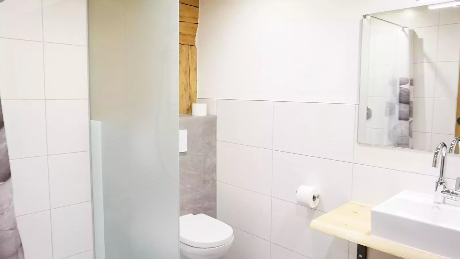 Kraftplatz am Litzlhof Large-Bathroom