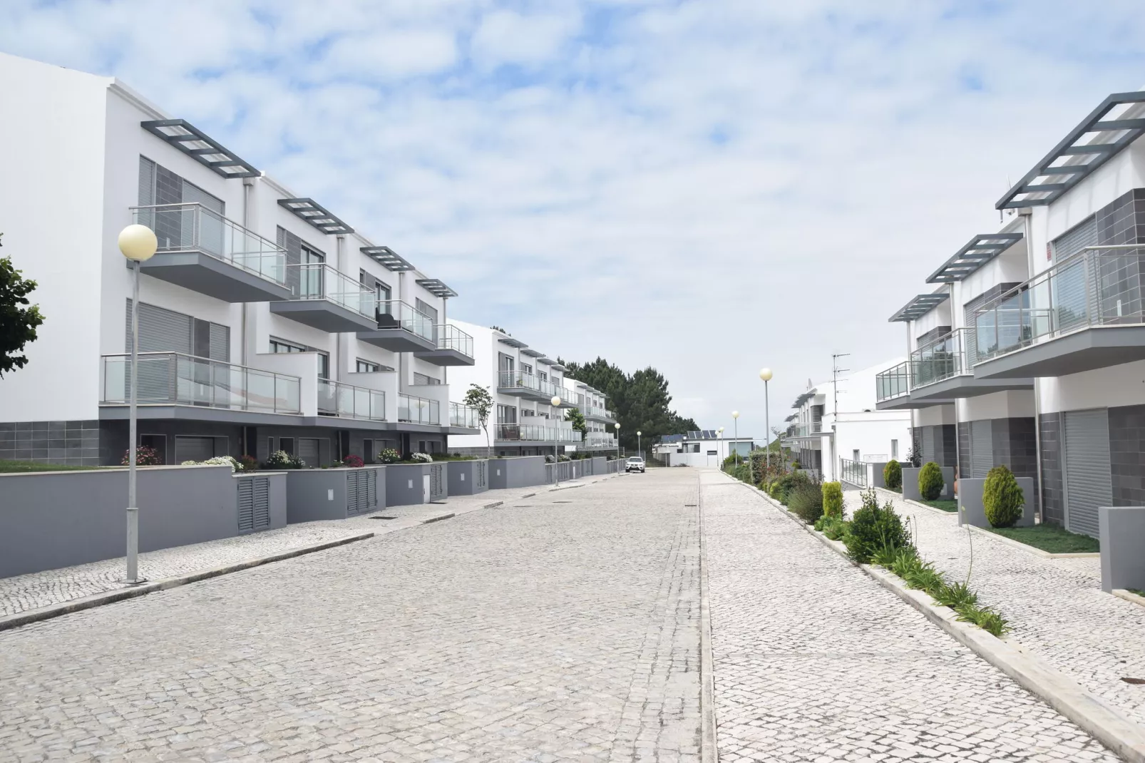 Jardins de Salir-Exterior summer