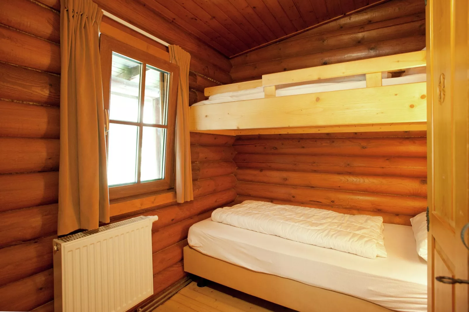 Chalet Isabella im Brixental - 4 Personen-Bedroom
