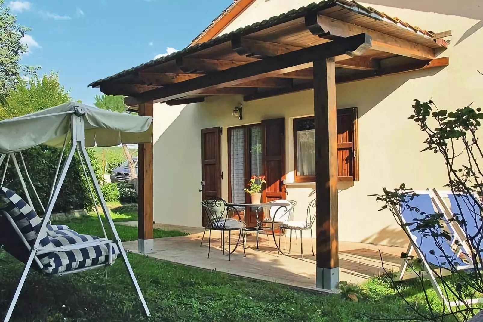 Giuditta 10 pax-Gardens summer