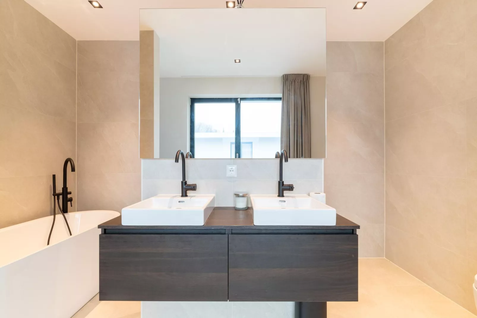 Villa Viegas 561-Bathroom