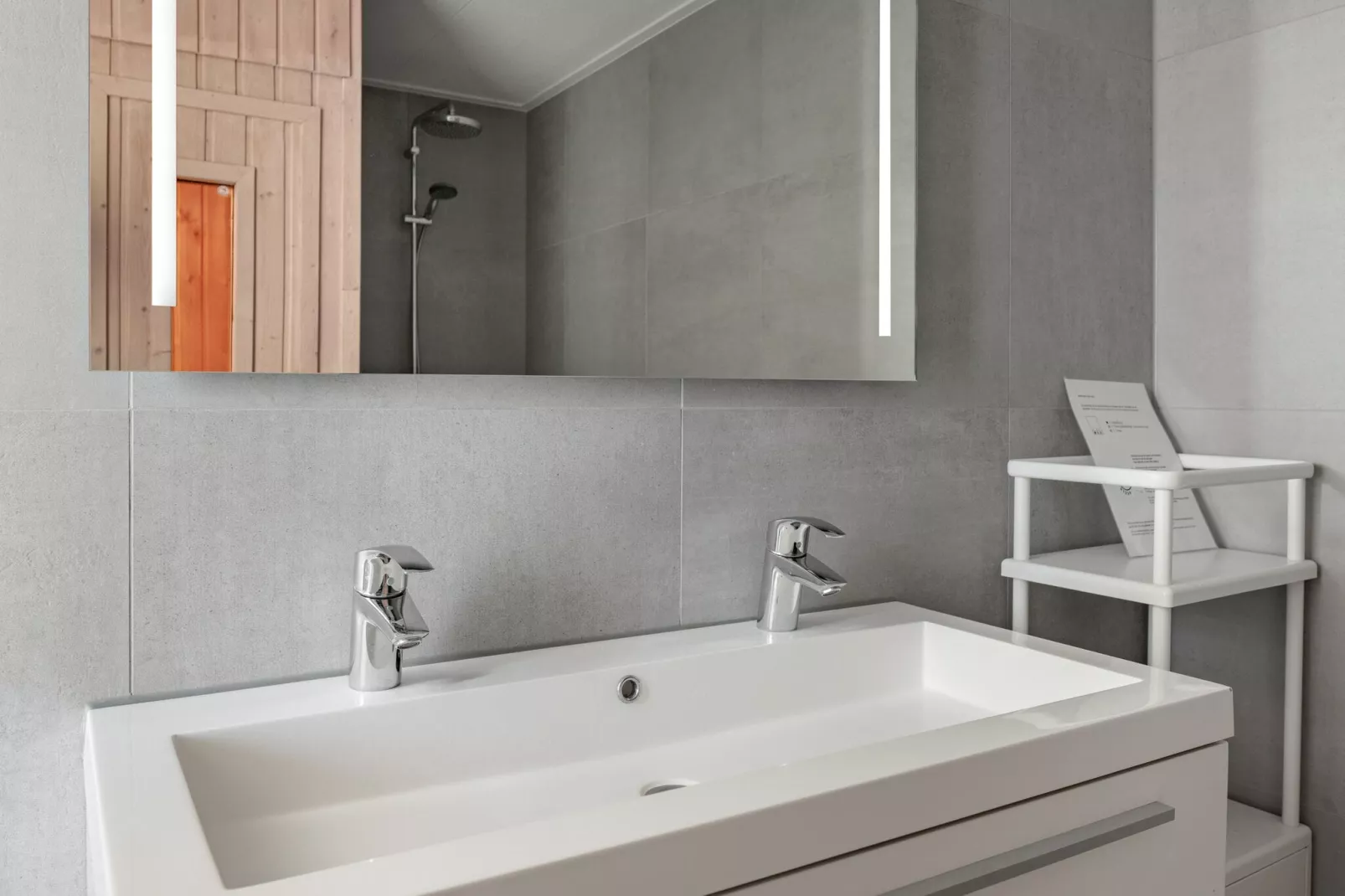 Roompot Beach Resort 4-Bathroom